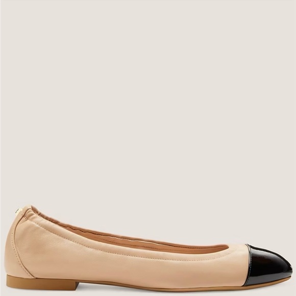 Stuart Weitzman Gabby Ballet Flat. NEW. Dust bag and box included. - Picture 4 of 4